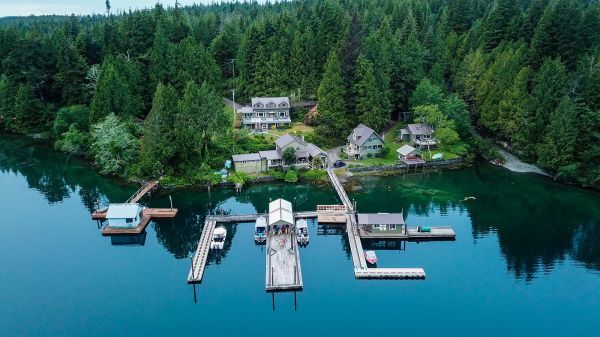 McKay Bay Lodge